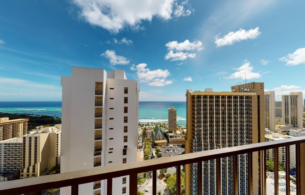 הונולולו Sea View Condos At The Waikiki Banyan - Free Parking! מראה חיצוני תמונה